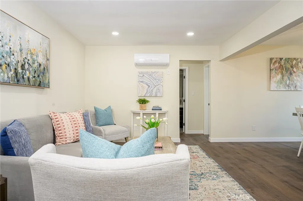 4548 Jade Street, Los Angeles, California 90032 home-pic-3