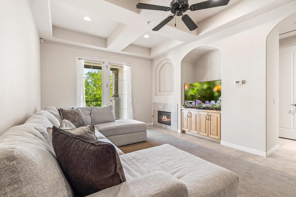 2810 Via Calderia, Palm Desert, California 92260 home-pic-8