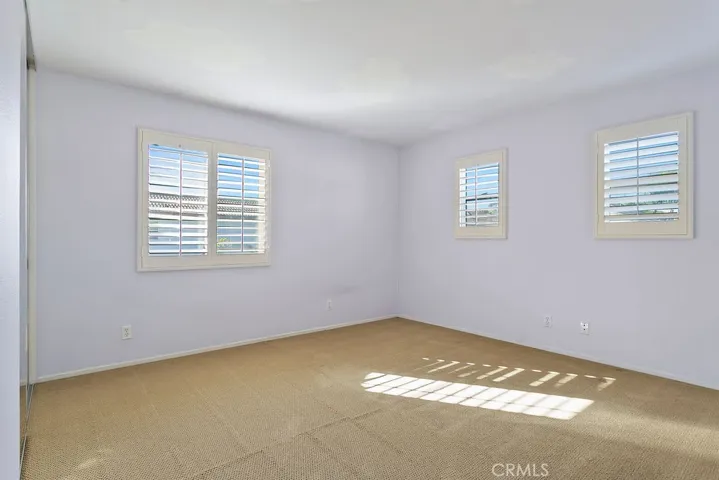 35 Royal Victoria, Irvine, California 92606