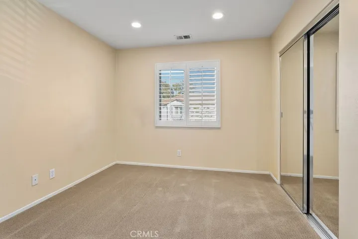 35 Royal Victoria, Irvine, California 92606