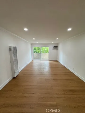 409 Burchett Street 203, Glendale, California 91203