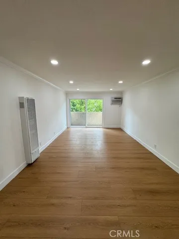 409 Burchett Street 203, Glendale, California 91203
