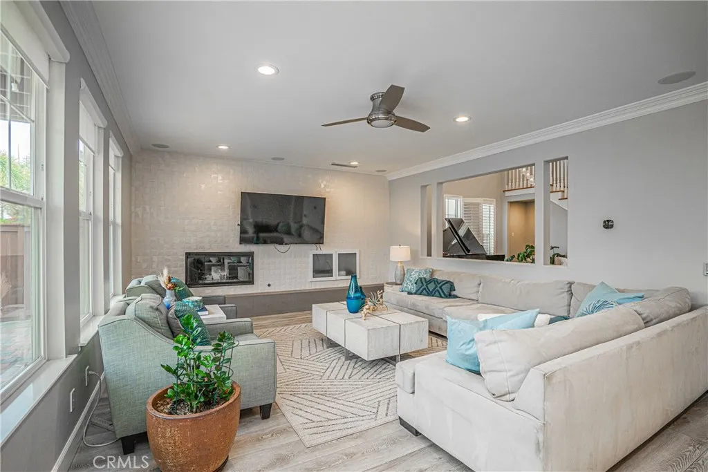 2038 Redfield Street, Fullerton, California 92833 home-pic-16