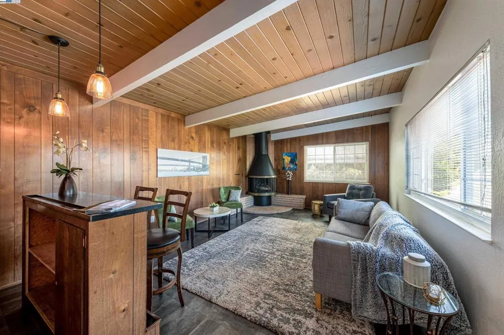 4545 Tompkins Ave, Oakland, California 94619 home-pic-21