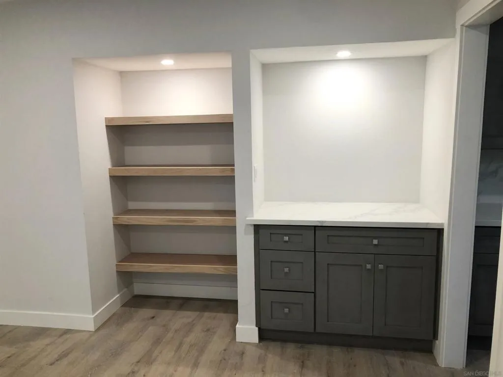 222 N Rose St 209, Burbank, California 91505 home-pic-11