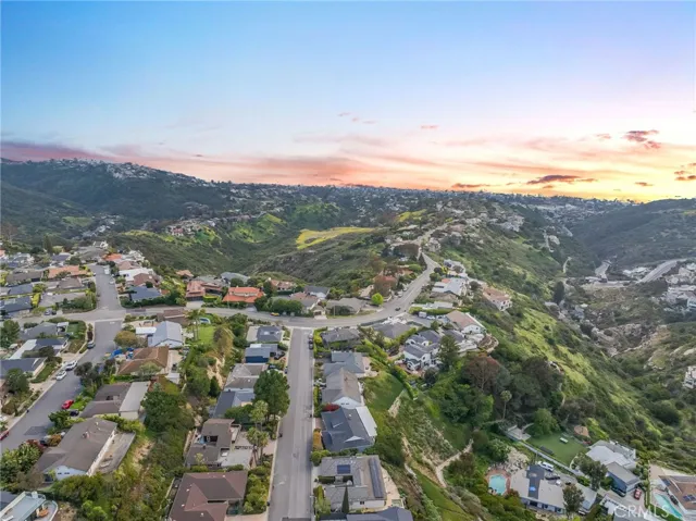 3019 Cresta Way, Laguna Beach, California 92651