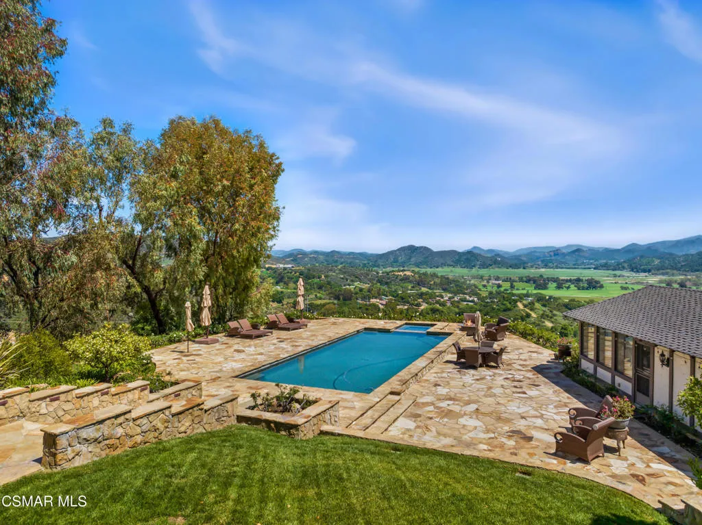 2400 W W Potrero Road Road, Westlake Village, California 91361 home-pic-35