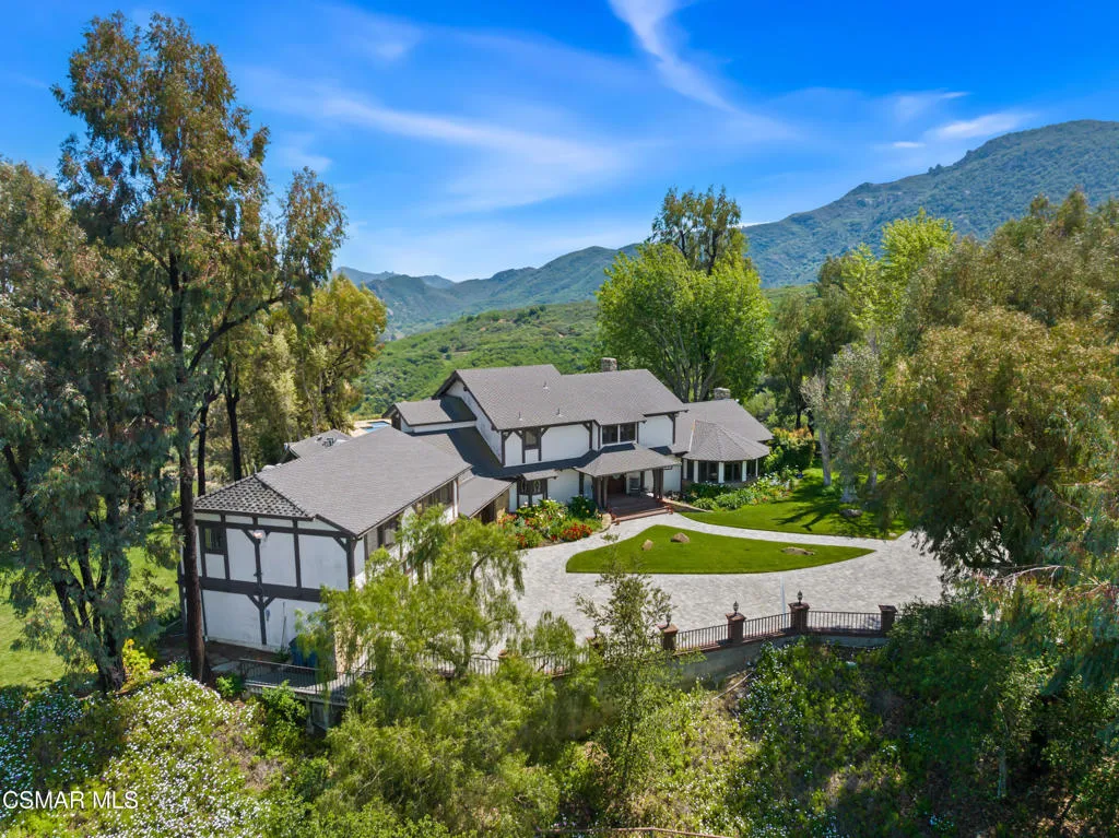 2400 W W Potrero Road Road, Westlake Village, California 91361 home-pic-38