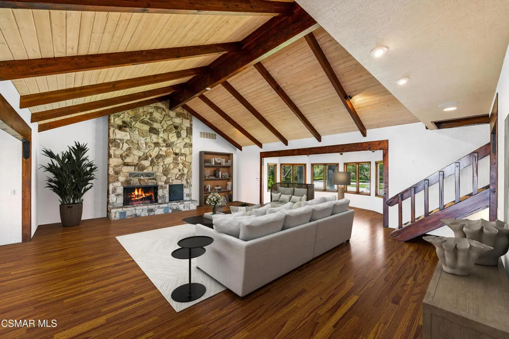 2400 W W Potrero Road Road, Westlake Village, California 91361 home-pic-7