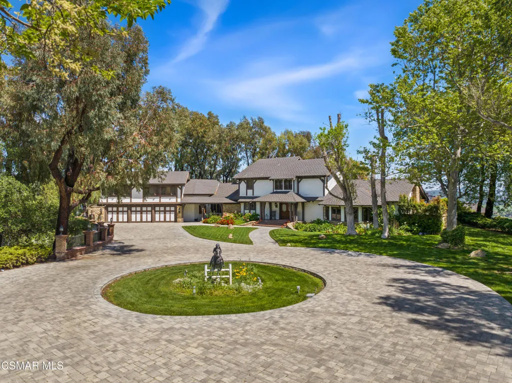 2400 W W Potrero Road Road, Westlake Village, California 91361 home-pic-2