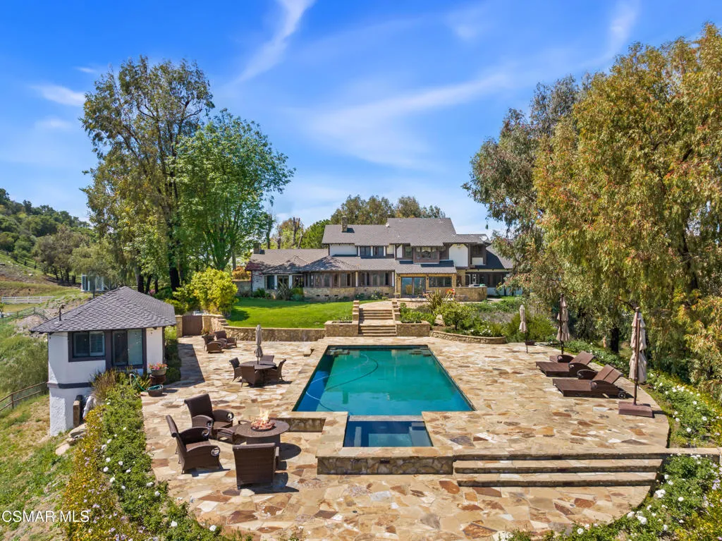 2400 W W Potrero Road Road, Westlake Village, California 91361 home-pic-5