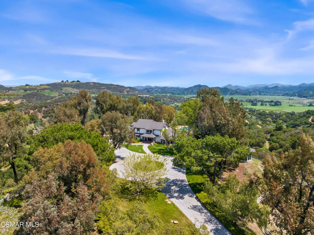 2400 W W Potrero Road Road, Westlake Village, California 91361 home-pic-46