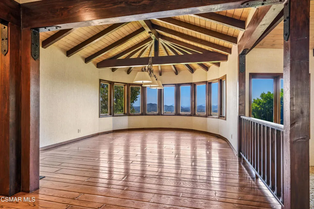 2400 W W Potrero Road Road, Westlake Village, California 91361 home-pic-12