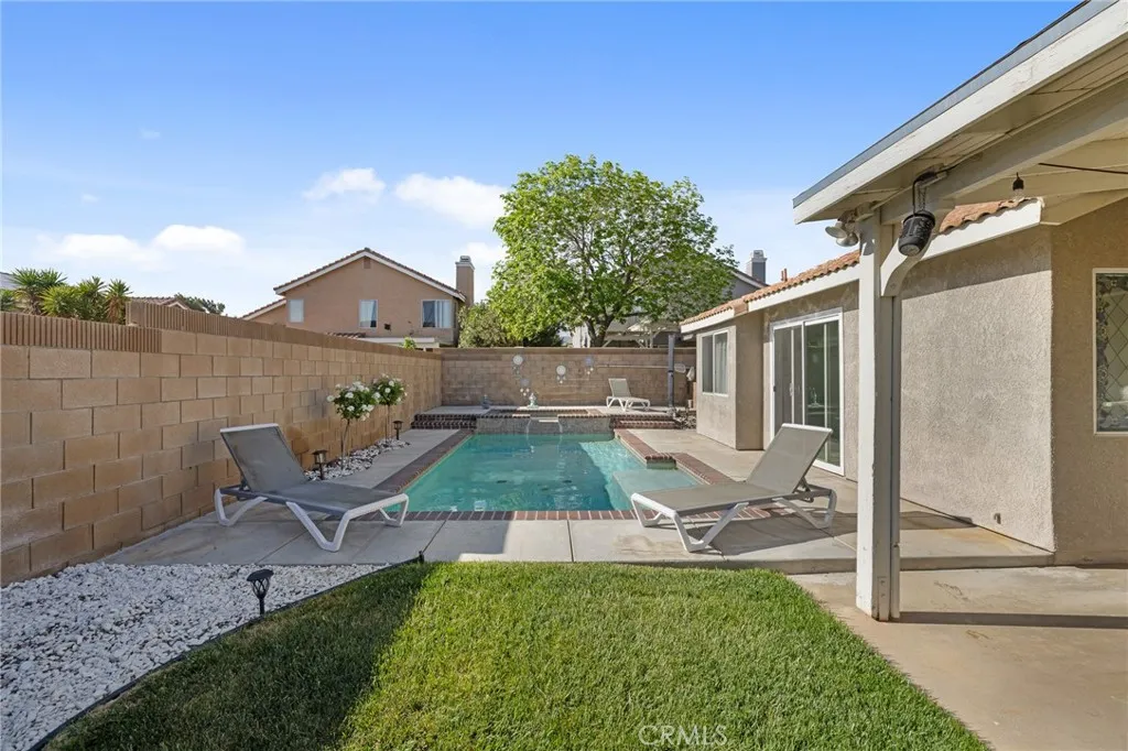 39434 Basalt Court, Palmdale, California 93551 home-pic-8