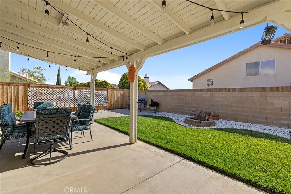 39434 Basalt Court, Palmdale, California 93551 home-pic-9