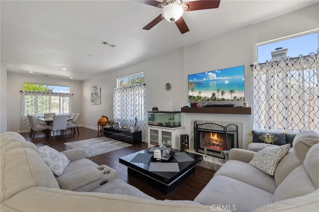 39434 Basalt Court, Palmdale, California 93551 home-pic-20