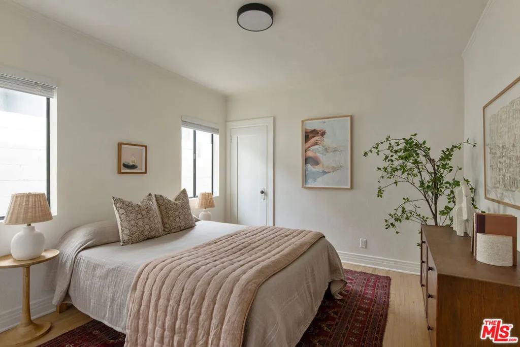 5361 Oakland Street, Los Angeles, California 90032 home-pic-16