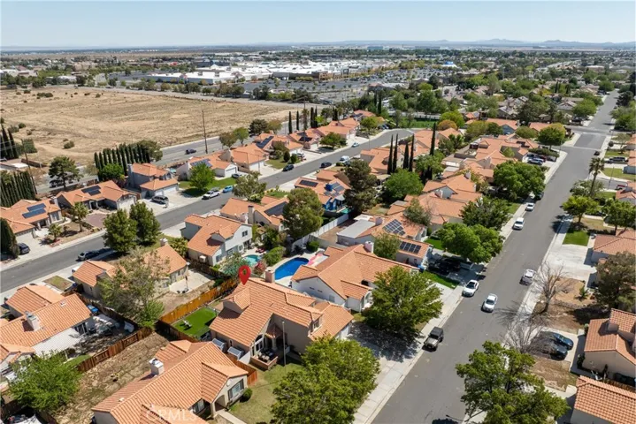 1605 Kings Road, Palmdale, California 93551