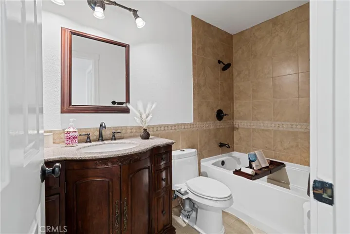 1605 Kings Road, Palmdale, California 93551