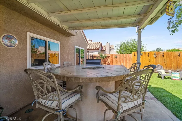 1605 Kings Road, Palmdale, California 93551