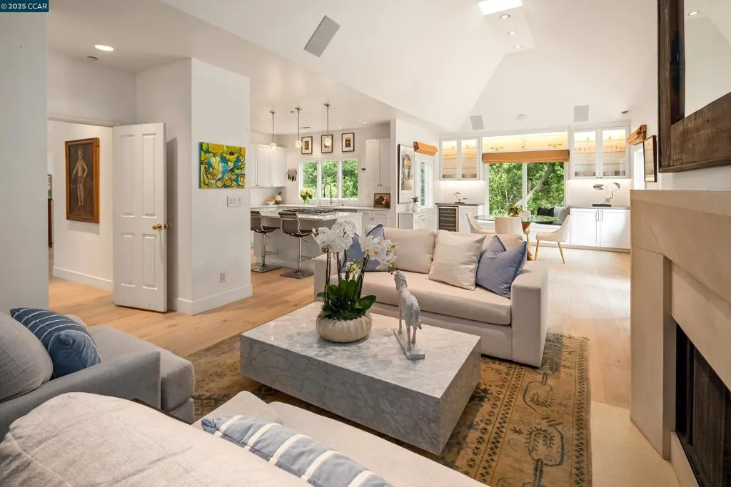 1720 Toyon Rd, Lafayette, California 94549 home-pic-10