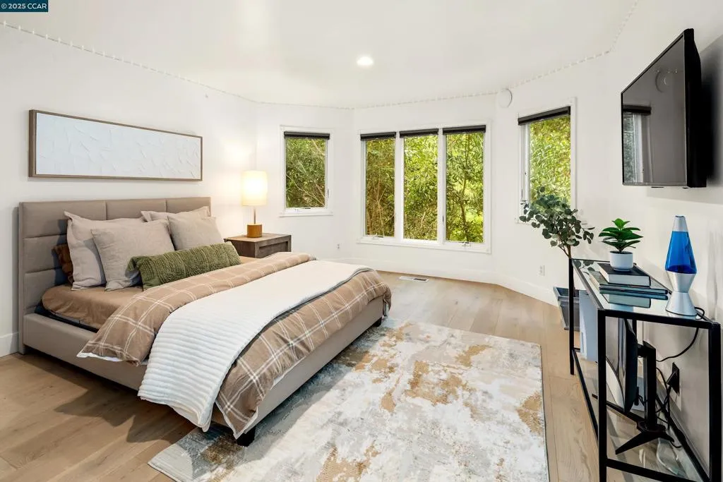 1720 Toyon Rd, Lafayette, California 94549 home-pic-16