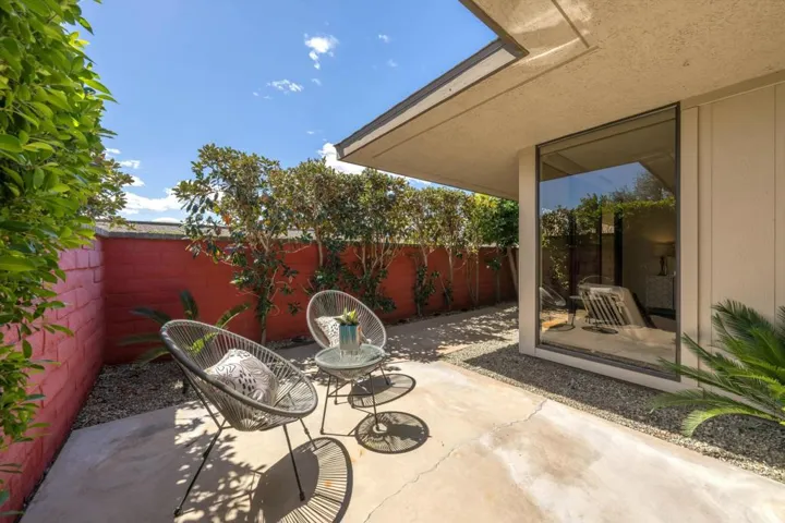 Front Private Courtyard