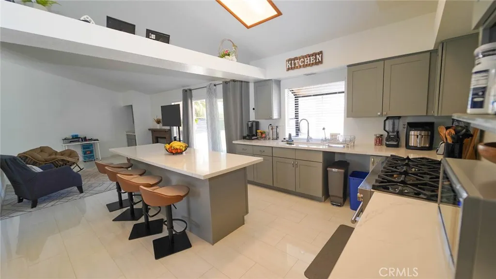 12101 Hinson Street, Moreno Valley, California 92555 home-pic-10