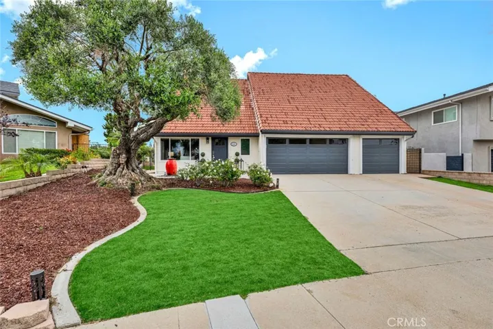 6586 E Via Corral, Anaheim Hills, California 92807