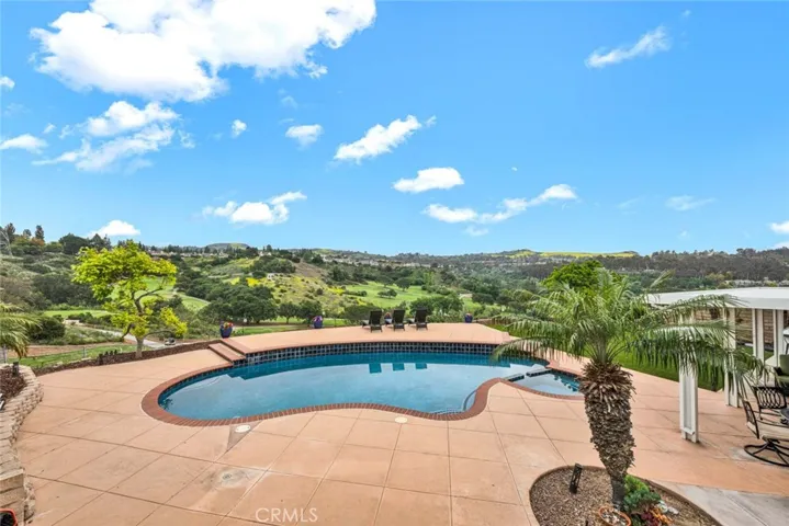 6586 E Via Corral, Anaheim Hills, California 92807