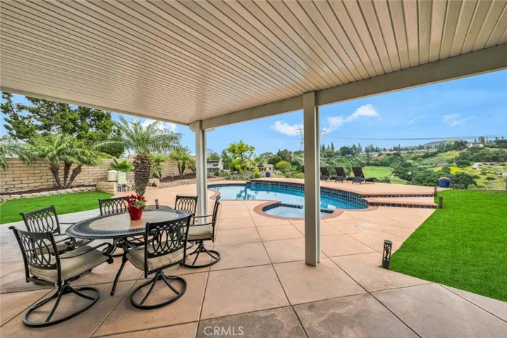 6586 E Via Corral, Anaheim Hills, California 92807