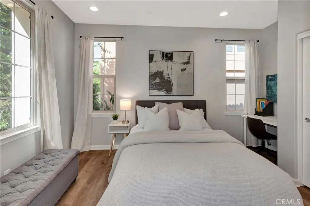 137 Lavender, Lake Forest, California 92630 home-pic-12