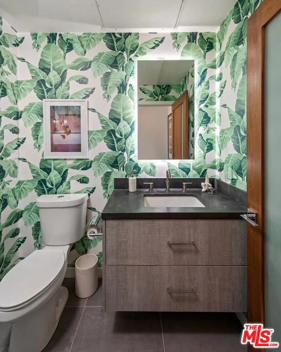 11900 Washington Place, Los Angeles, California 90066 home-pic-11