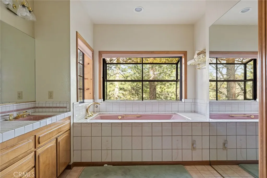 32424 Snowshoe Lane, Running Springs, California 92382 home-pic-26