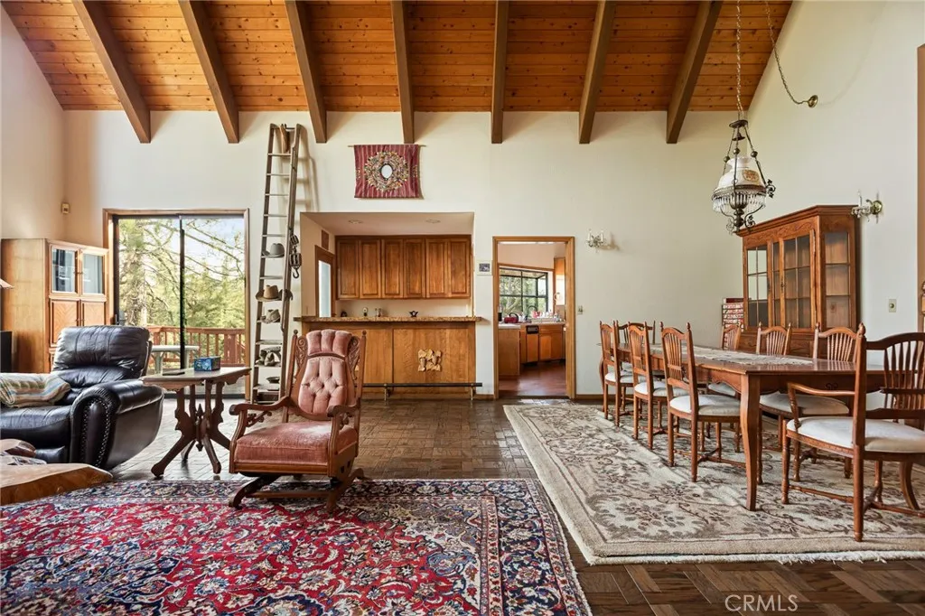 32424 Snowshoe Lane, Running Springs, California 92382 home-pic-9
