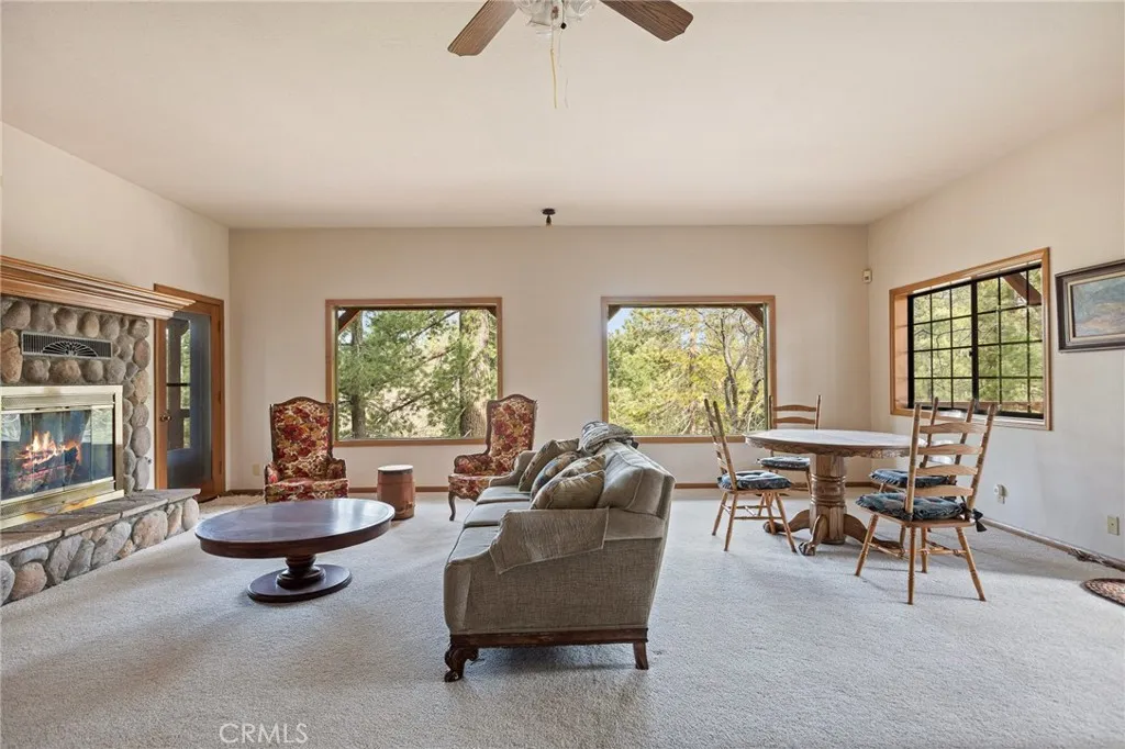 32424 Snowshoe Lane, Running Springs, California 92382 home-pic-37