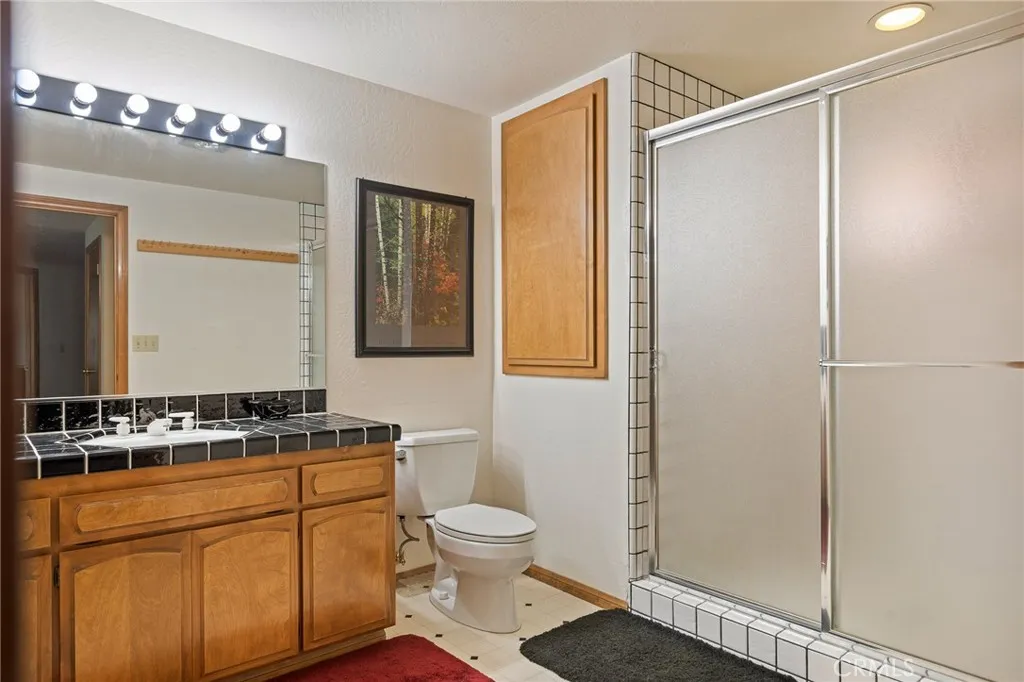 32424 Snowshoe Lane, Running Springs, California 92382 home-pic-43