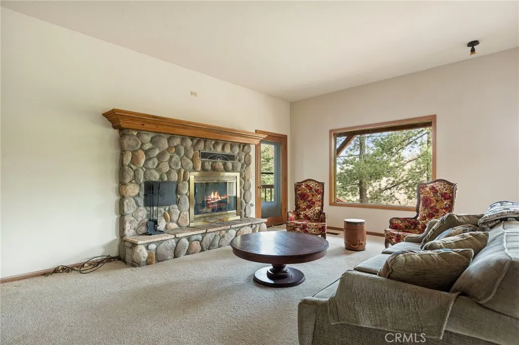 32424 Snowshoe Lane, Running Springs, California 92382 home-pic-38