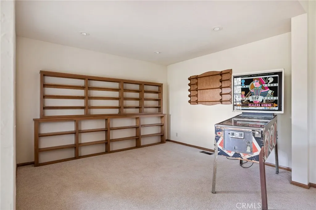 32424 Snowshoe Lane, Running Springs, California 92382 home-pic-40