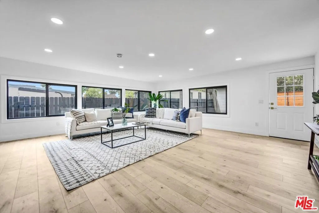 57 S Grand Oaks Avenue, Pasadena, California 91107 home-pic-12