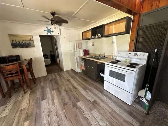 12700 Island Drive, Clearlake Oaks, California 95423