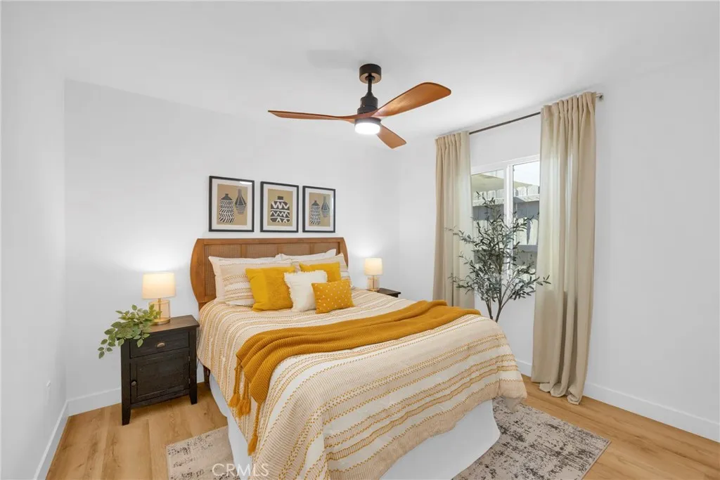 335 N Harvard Boulevard, Los Angeles, California 90004 home-pic-19