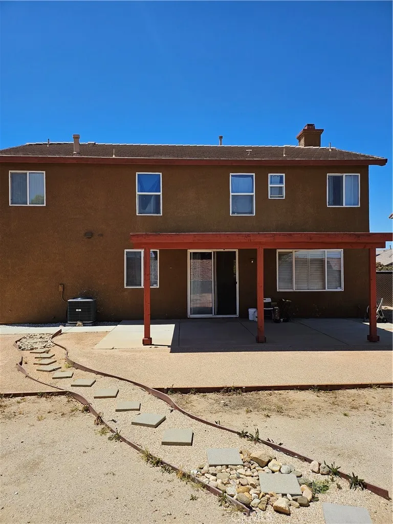 8551 Daybreak Court, Hesperia, California 92344 home-pic-1