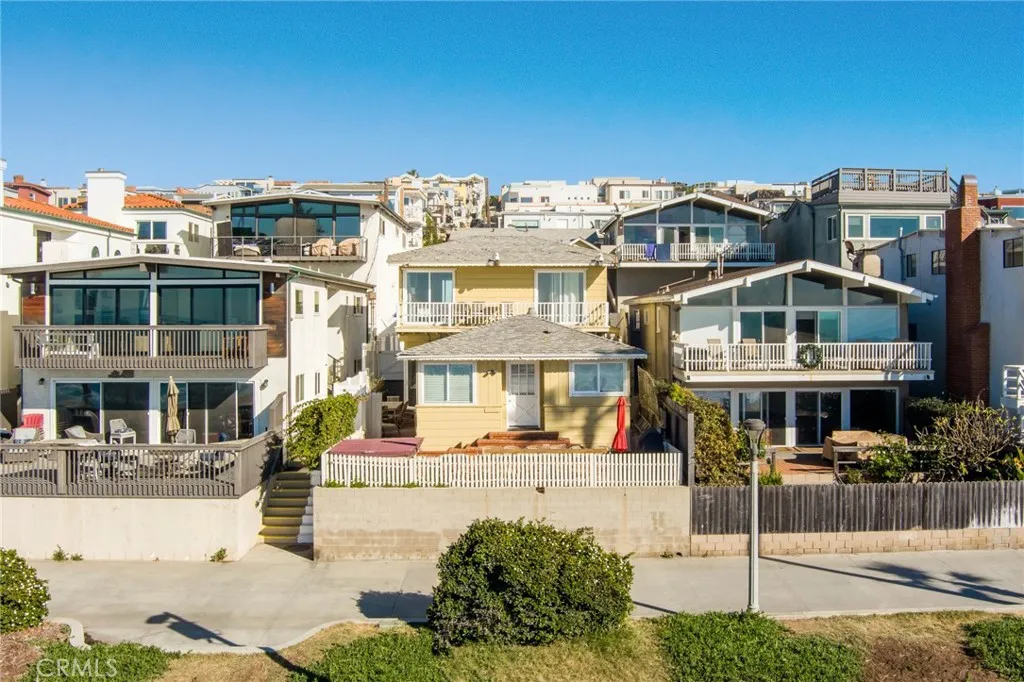 4210 The Strand, Manhattan Beach, California 90266, 5 Bedrooms Bedrooms, ,4 BathroomsBathrooms,Residential,For Sale,The Strand,SB25072512