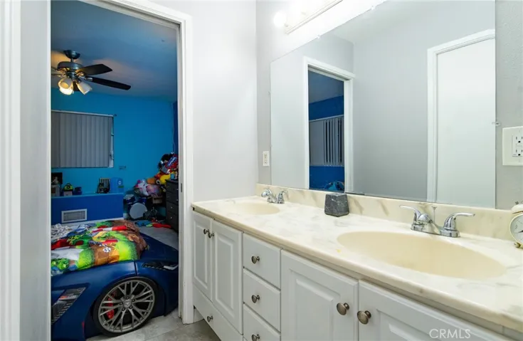 15838 Silvergrove Drive, Whittier, California 90604