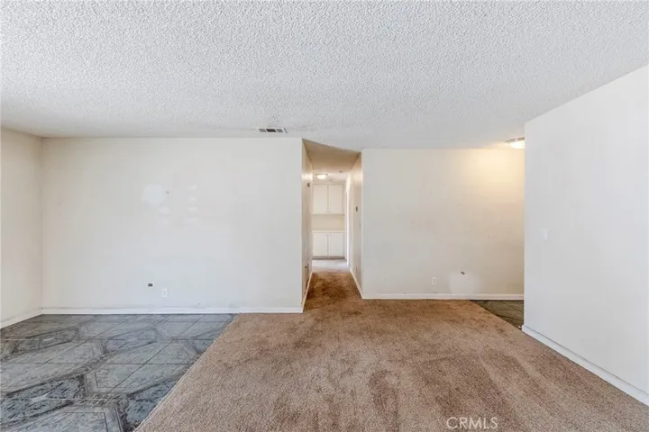 6743 Tokay Avenue, Fontana, California 92336