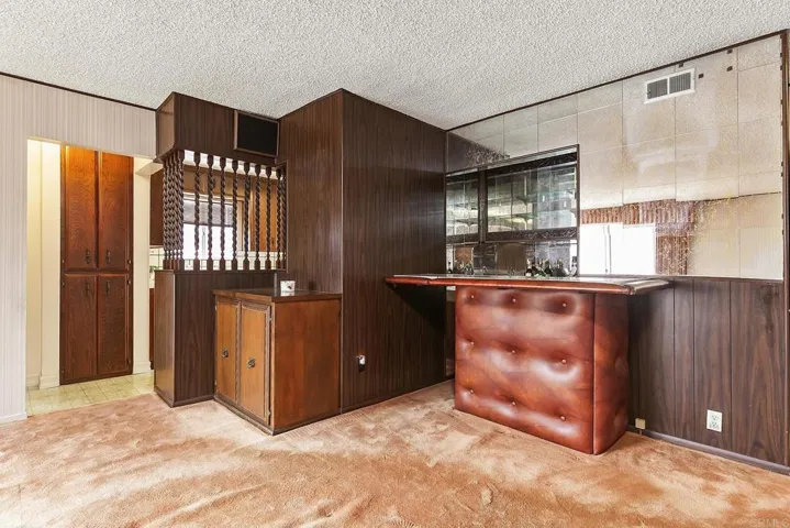 3845 John Street, San Diego, California 92106