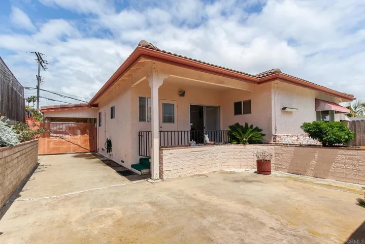 3845 John Street, San Diego, California 92106