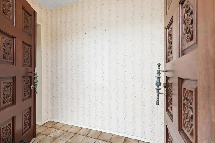 3845 John Street, San Diego, California 92106