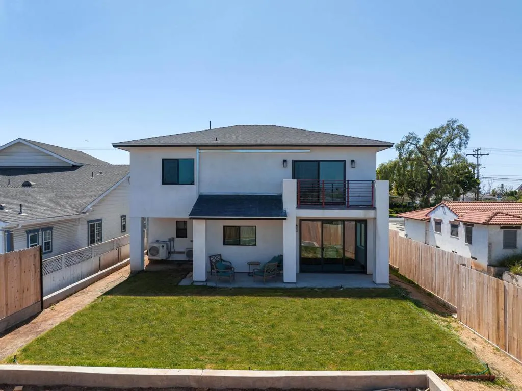 113 2nd Ave, Chula Vista, California 91910 home-pic-1